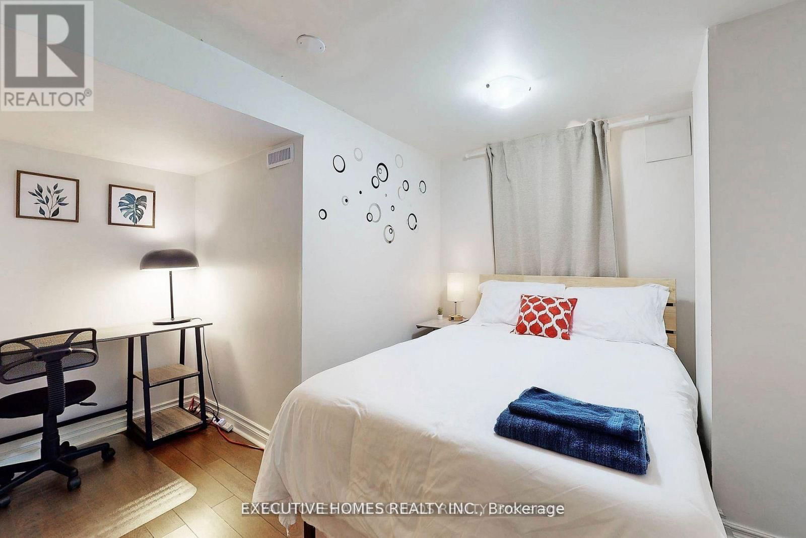 BASEMENT - 2221 GHENT AVENUE Image 8