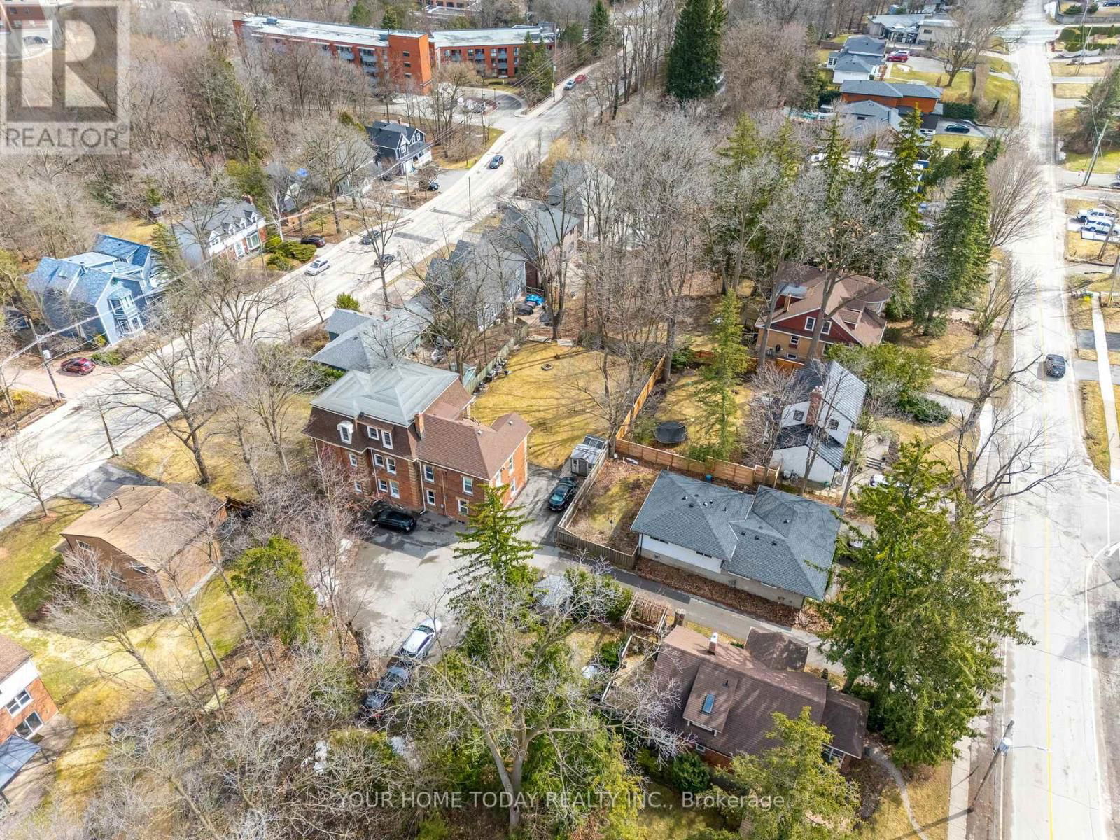 36 MARKET STREET Image 11