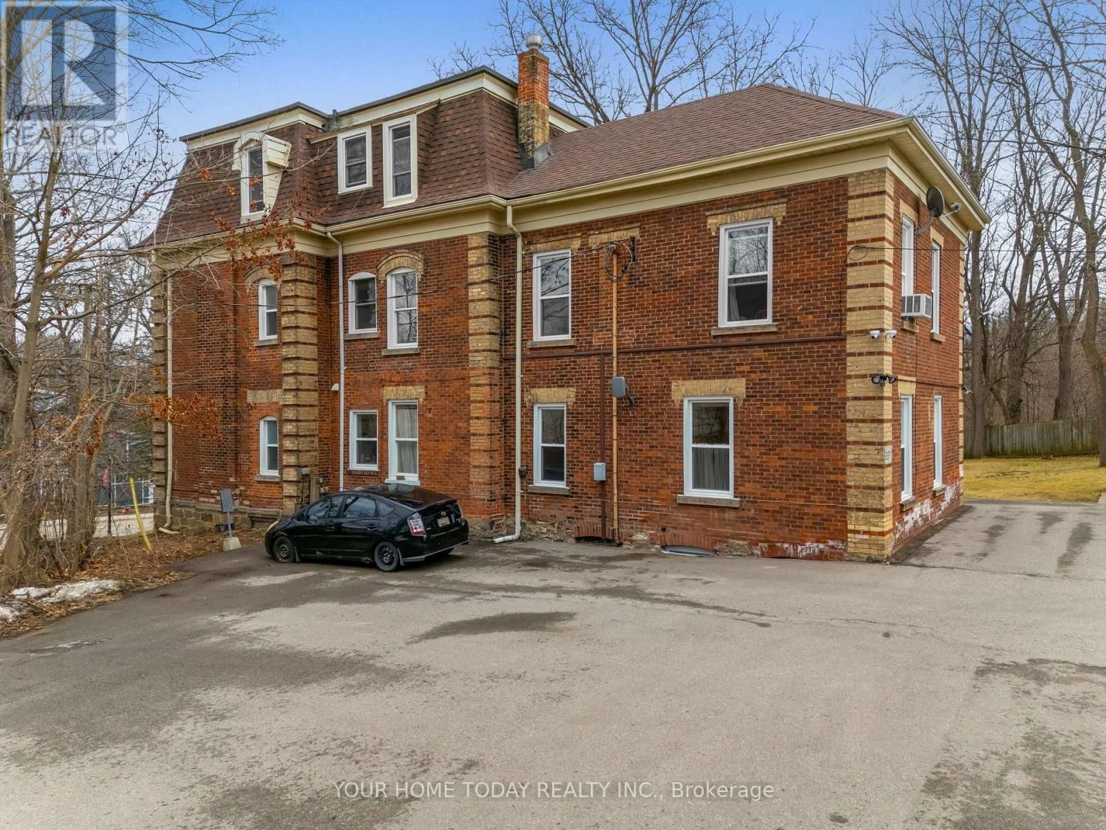 36 MARKET STREET Image 13