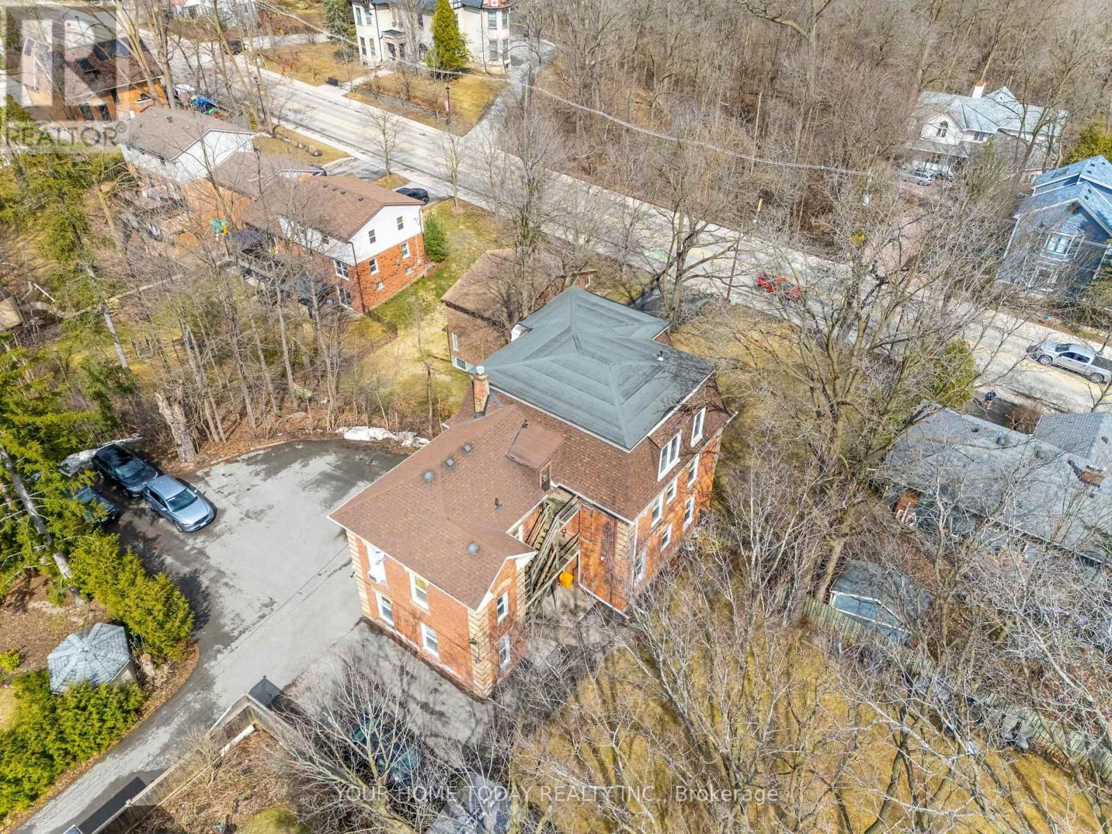 36 MARKET STREET Image 8