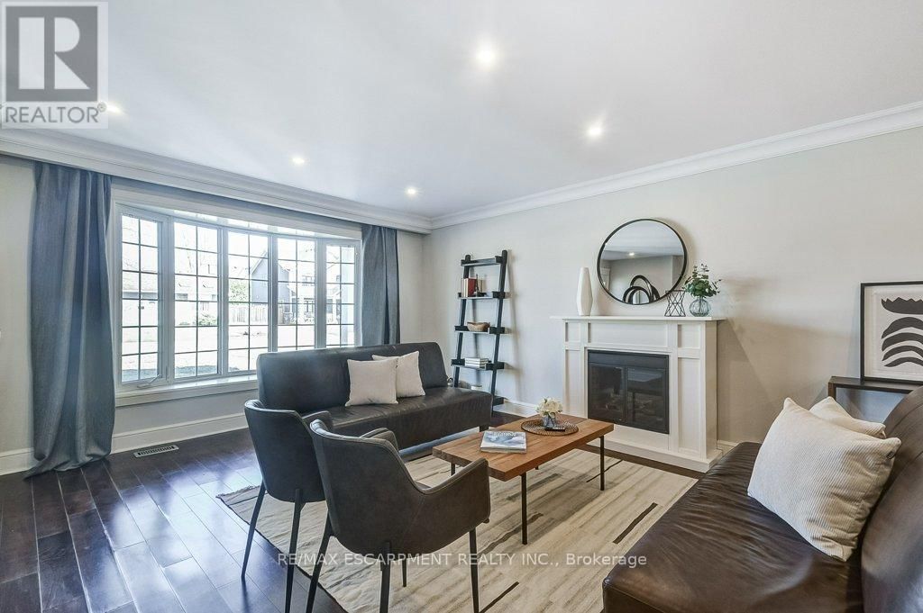 174 FOXBAR ROAD Image 3