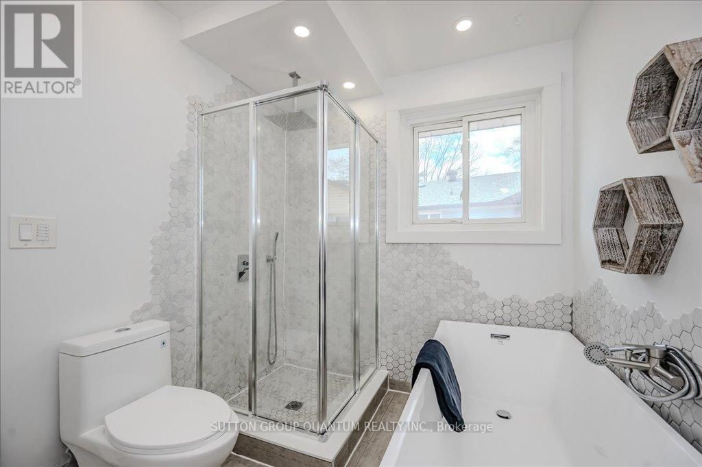 2238 TRUSCOTT DRIVE Image 15