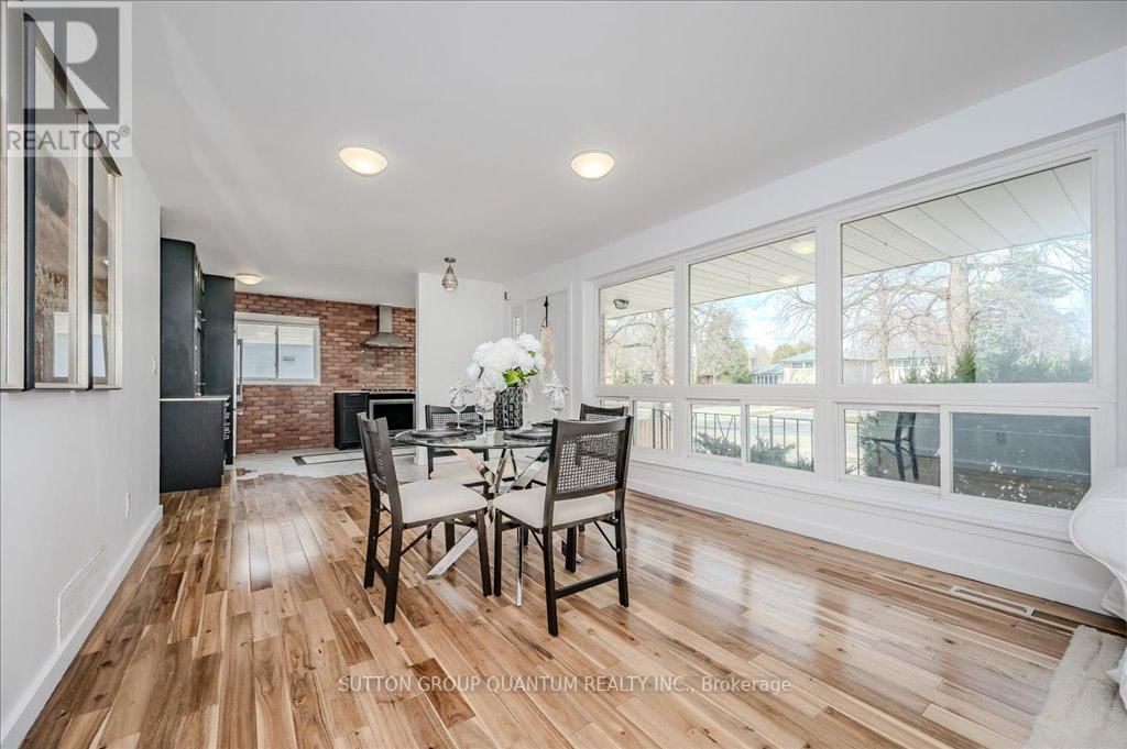 2238 TRUSCOTT DRIVE Image 4