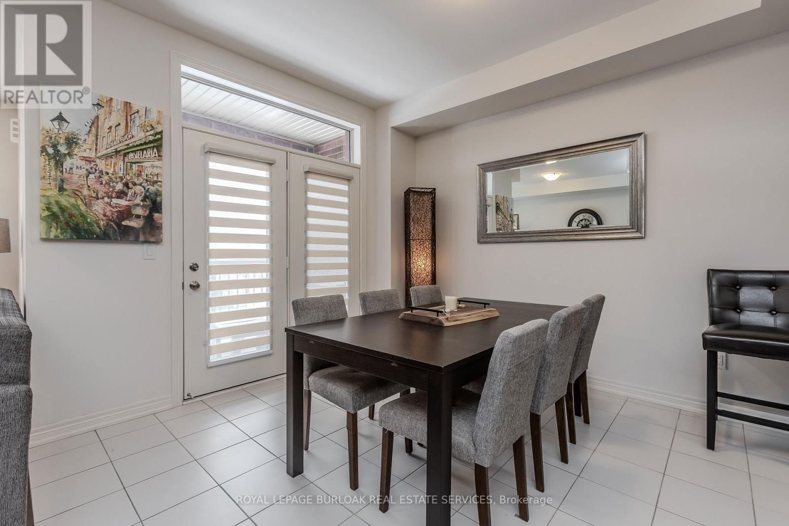 480 SILVER MAPLE ROAD Image 13