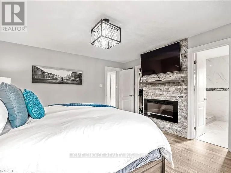 3722 DENSBURY DRIVE Image 25