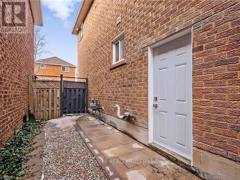 3722 DENSBURY DRIVE Image 42