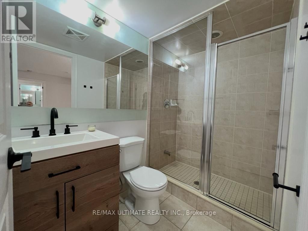 1401 - 310 BURNHAMTHORPE ROAD Image 9