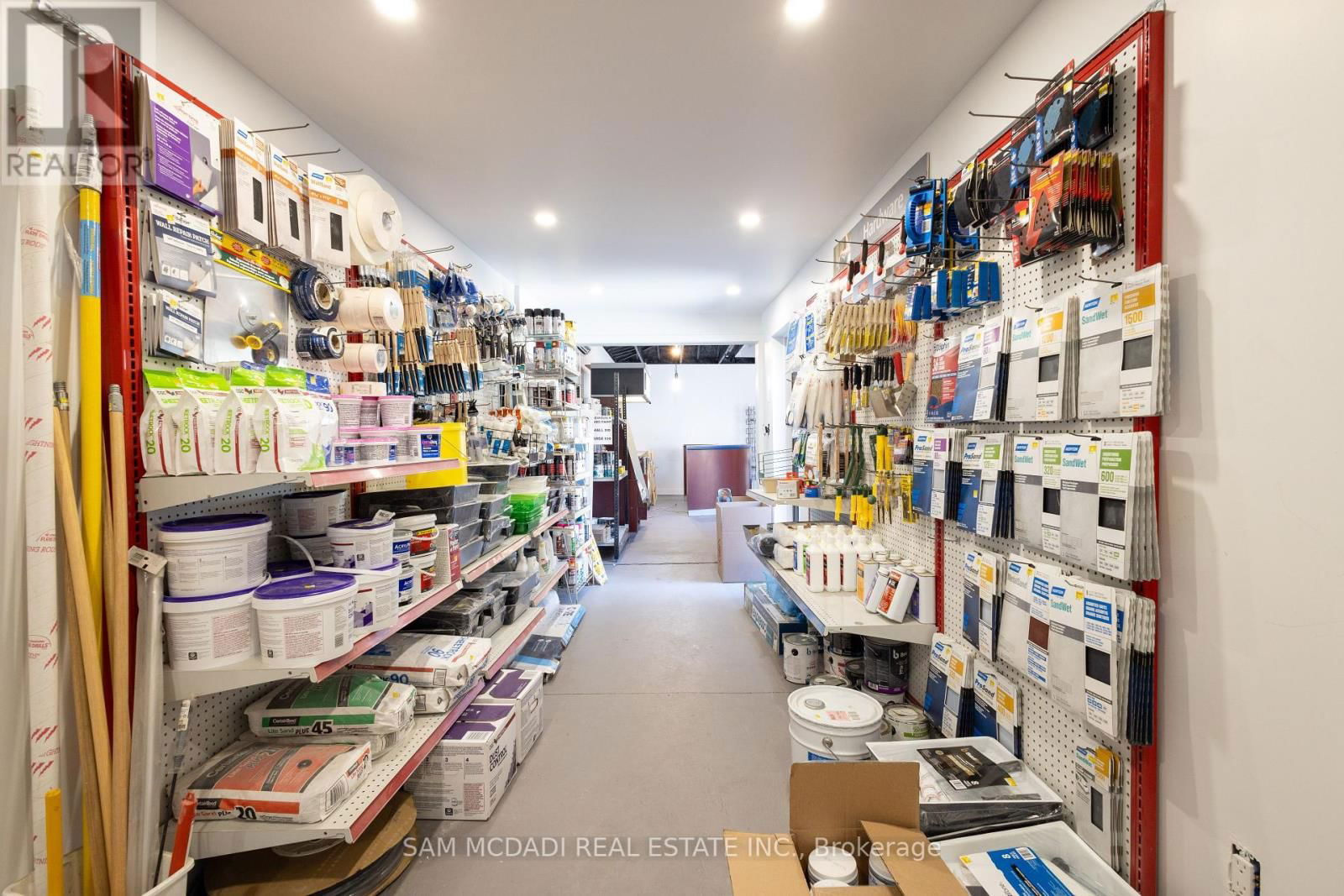 1212 DUFFERIN STREET Image 11
