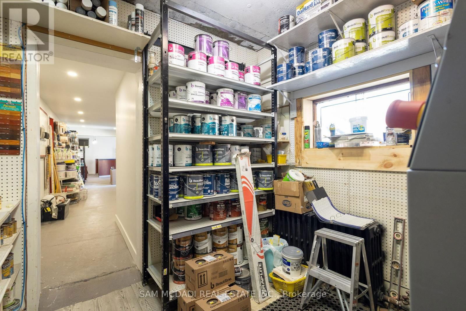 1212 DUFFERIN STREET Image 7