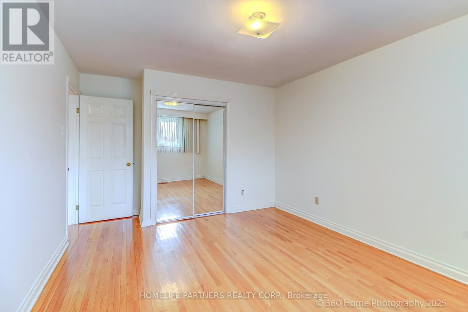 303 PELLATT AVENUE Image 17