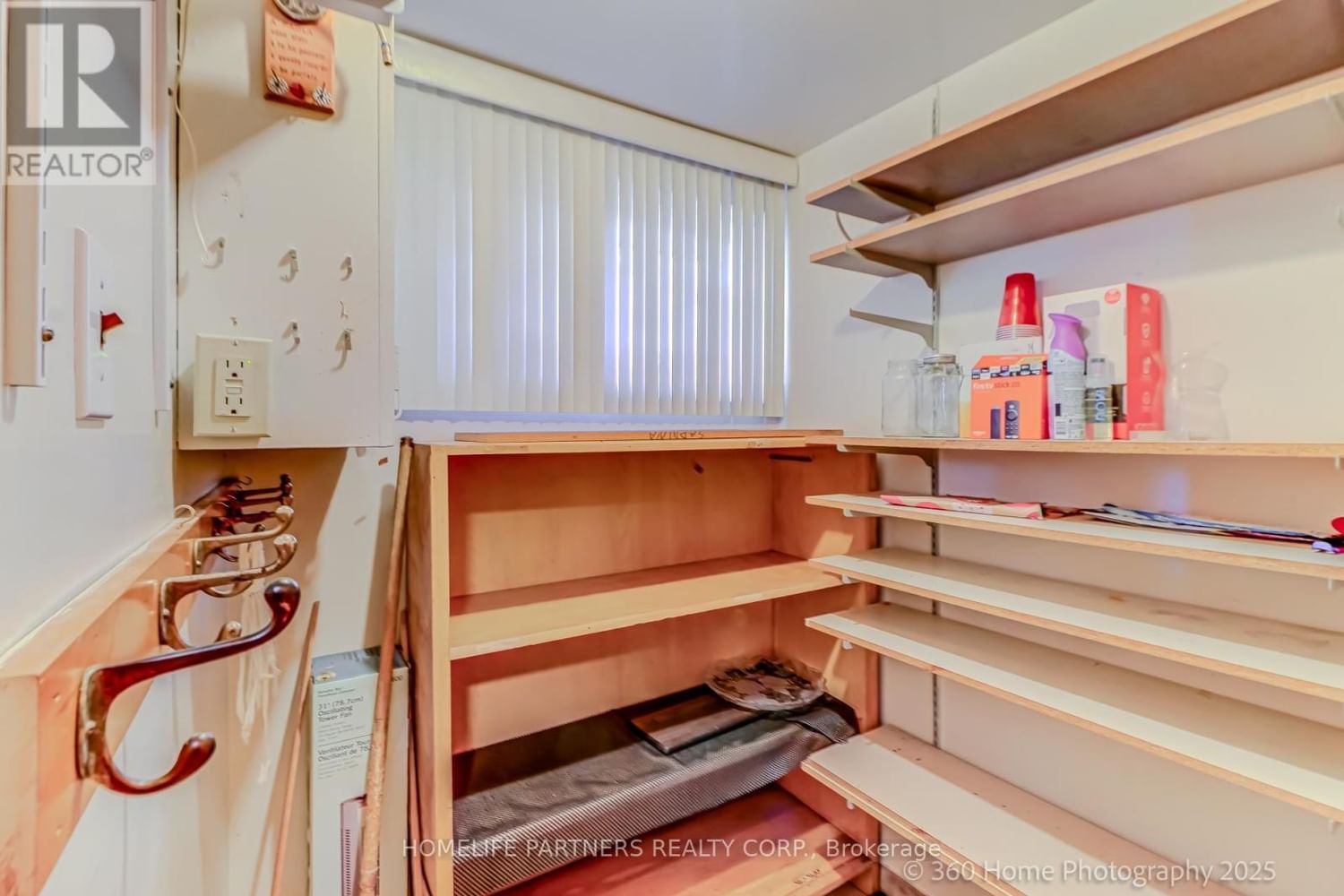 303 PELLATT AVENUE Image 30