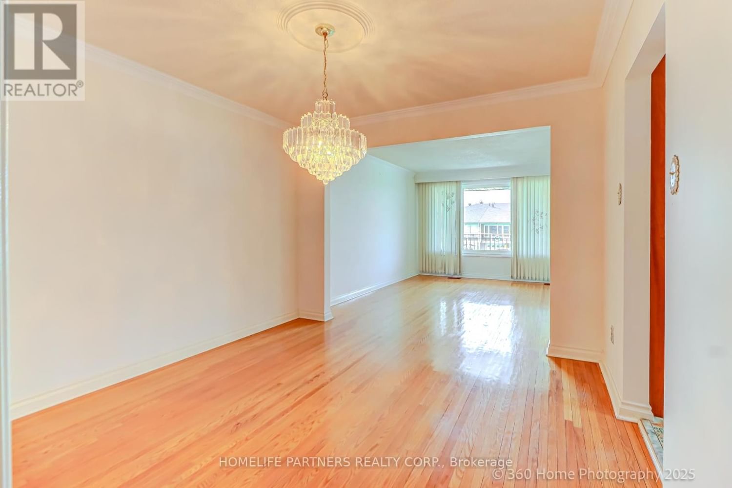 303 PELLATT AVENUE Image 9