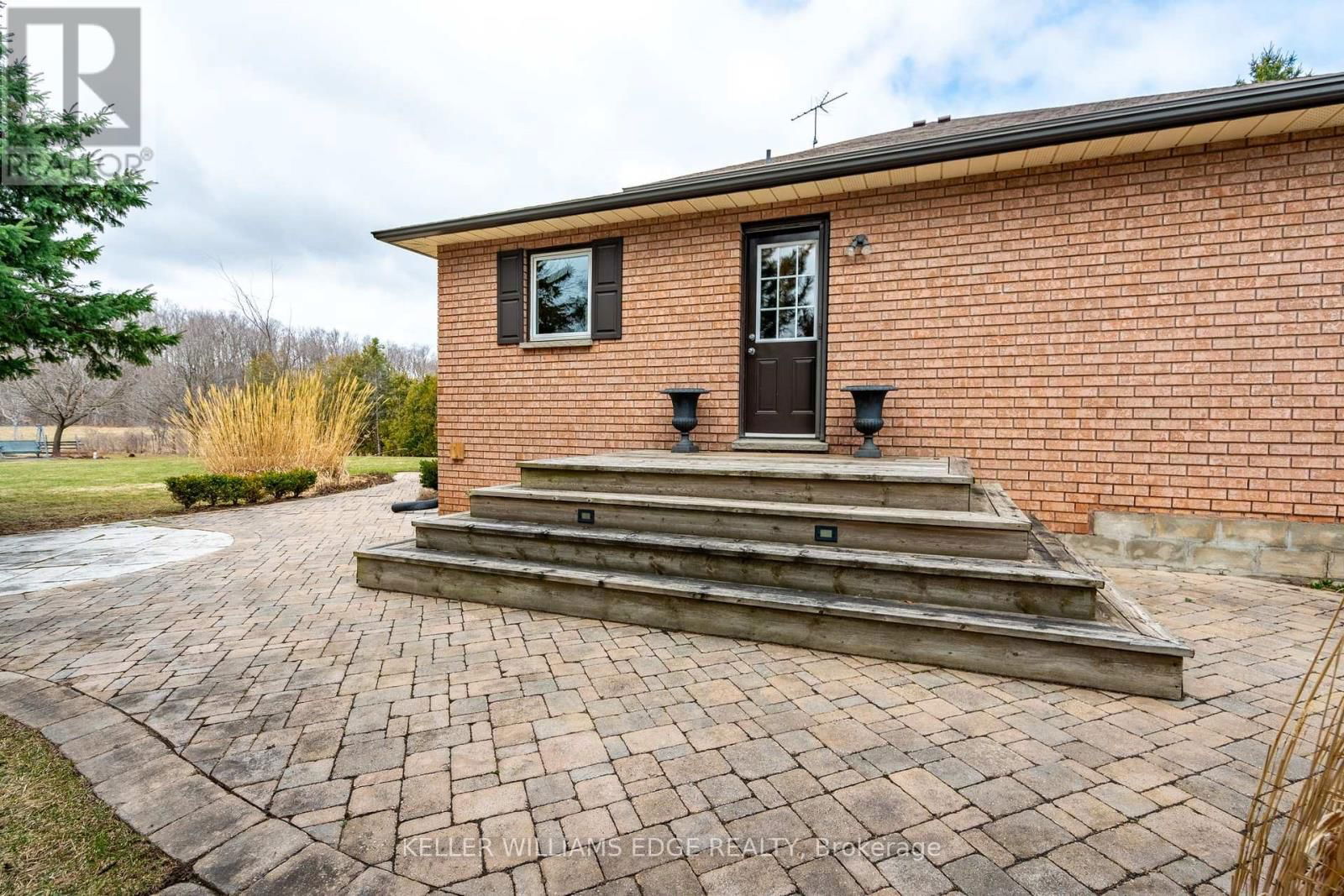 4366 GUELPH LINE Image 33