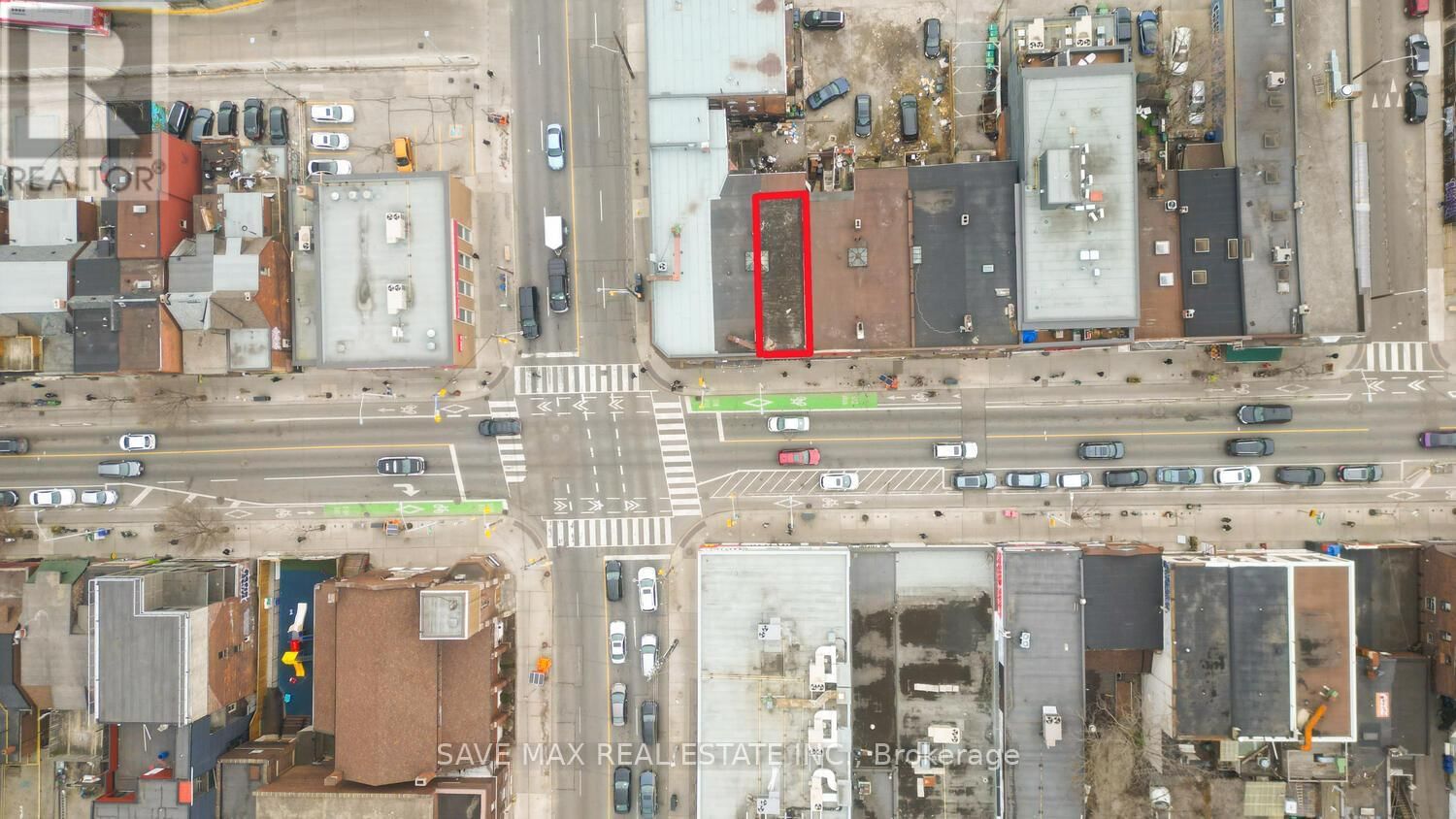 886 BLOOR STREET WEST Image 27