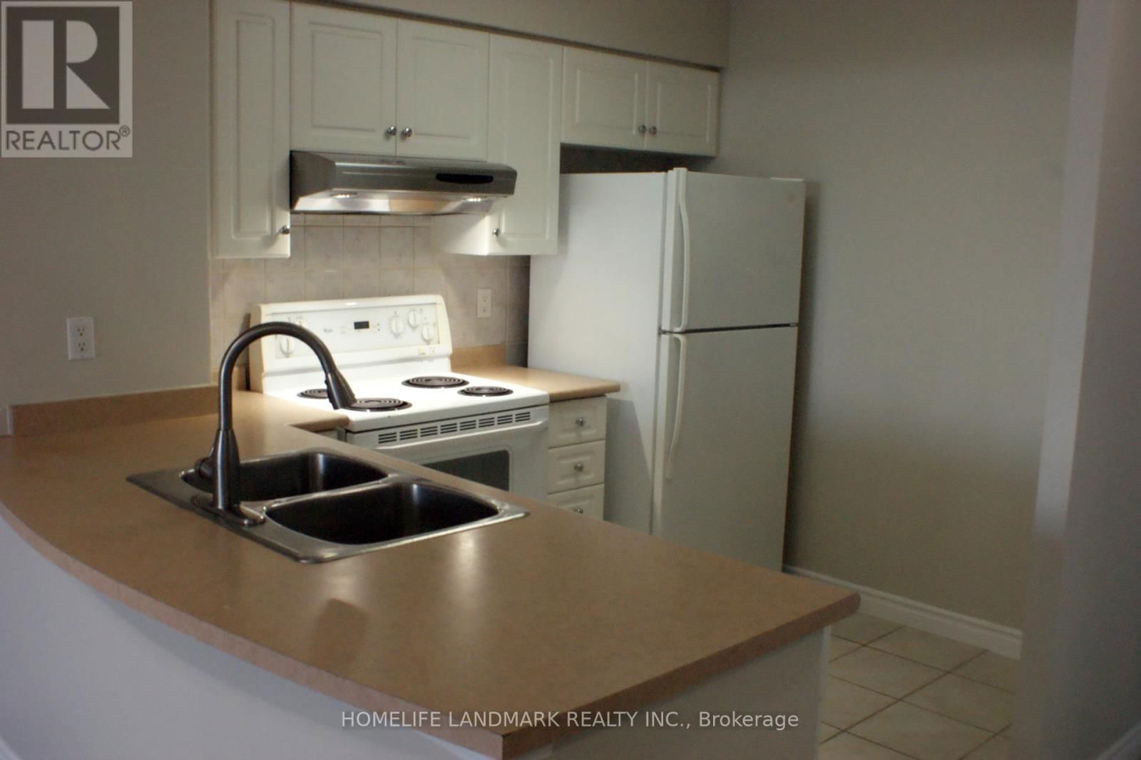 409 - 35 KINGSBRIDGE GARDEN CIRCLE Image 26
