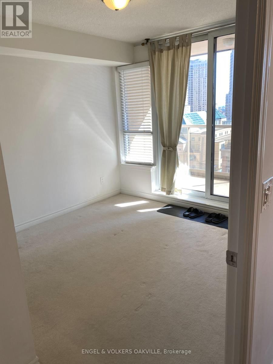 1101 - 4090 LIVING ARTS DRIVE Image 3