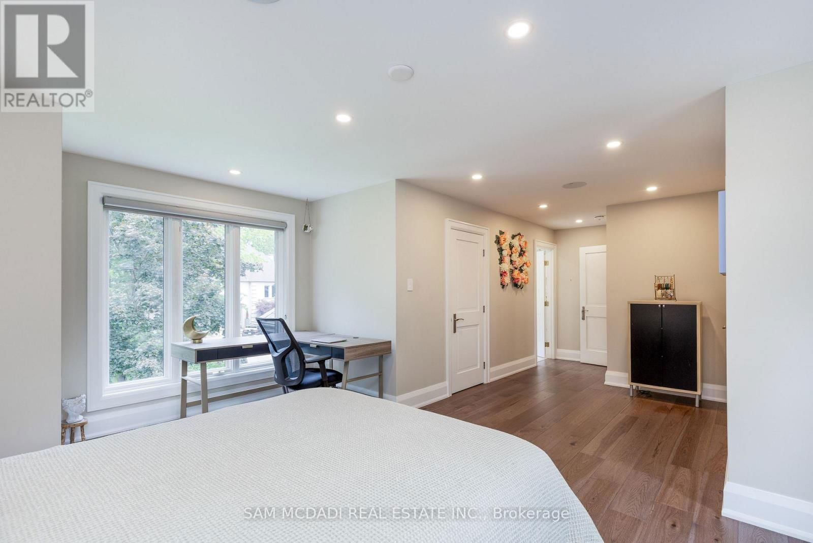 1390 MEADOW GREEN COURT Image 23
