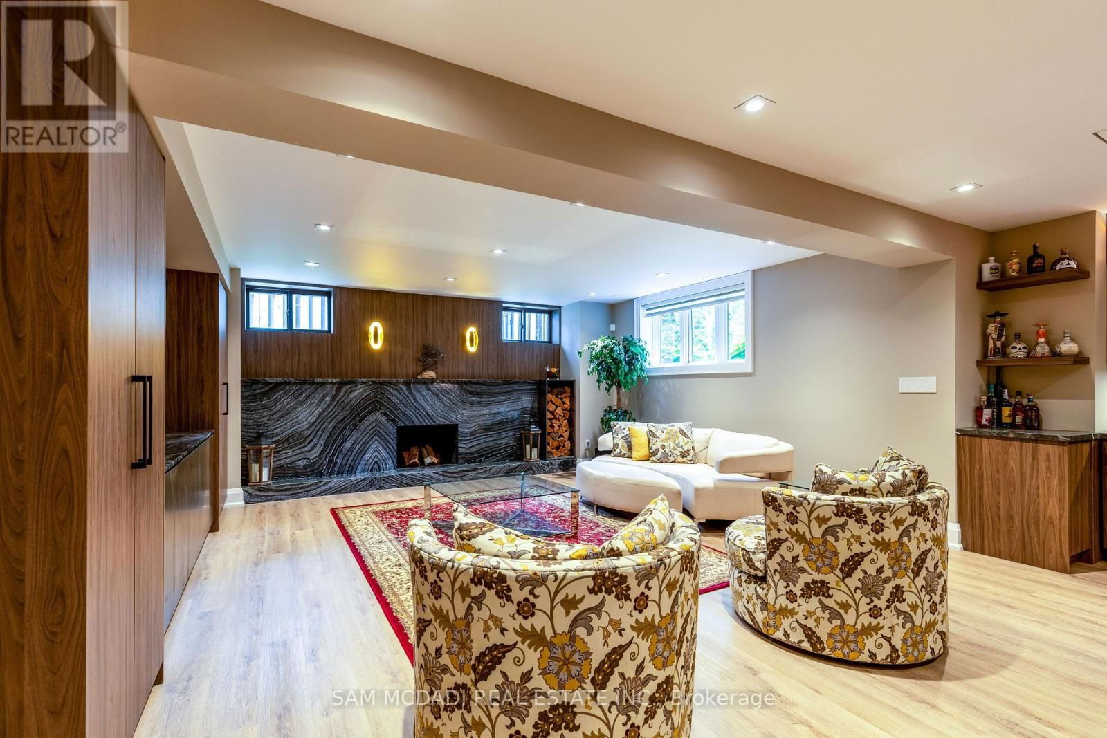 1390 MEADOW GREEN COURT Image 33