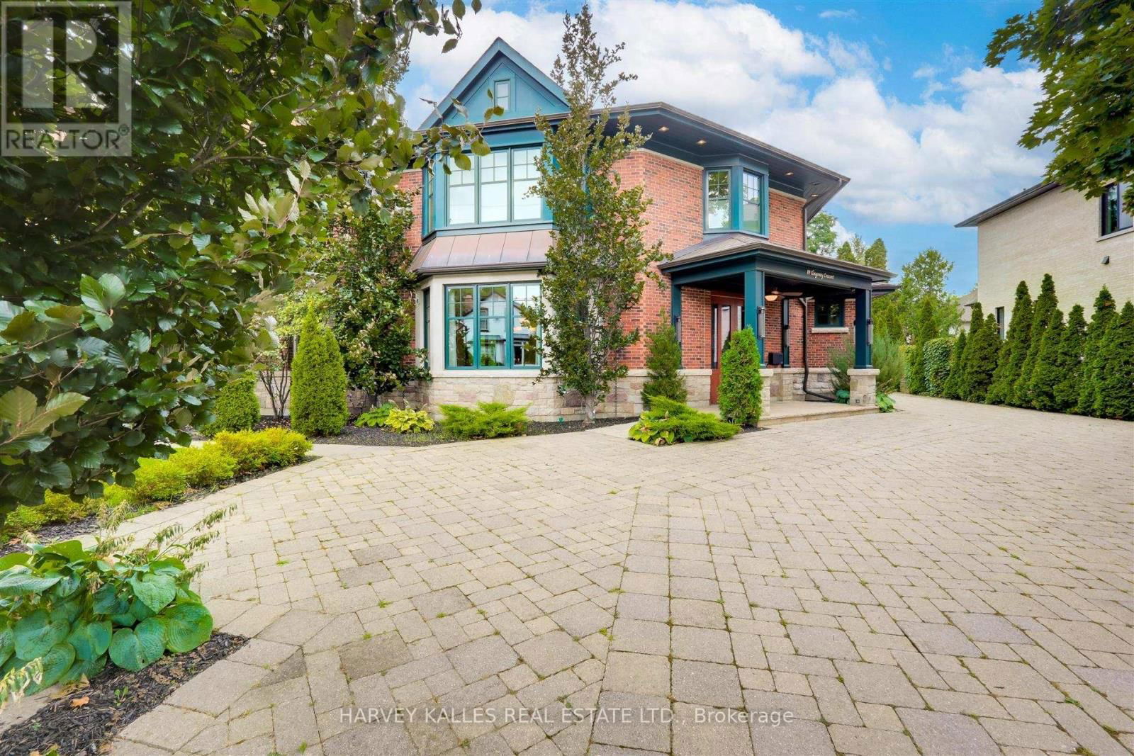 89 KINGSWAY CRESCENT Image 46