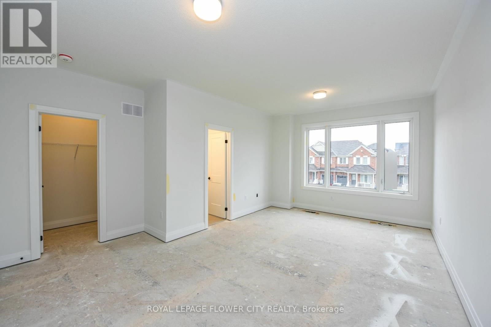 2 DOLOMITE DRIVE Image 14