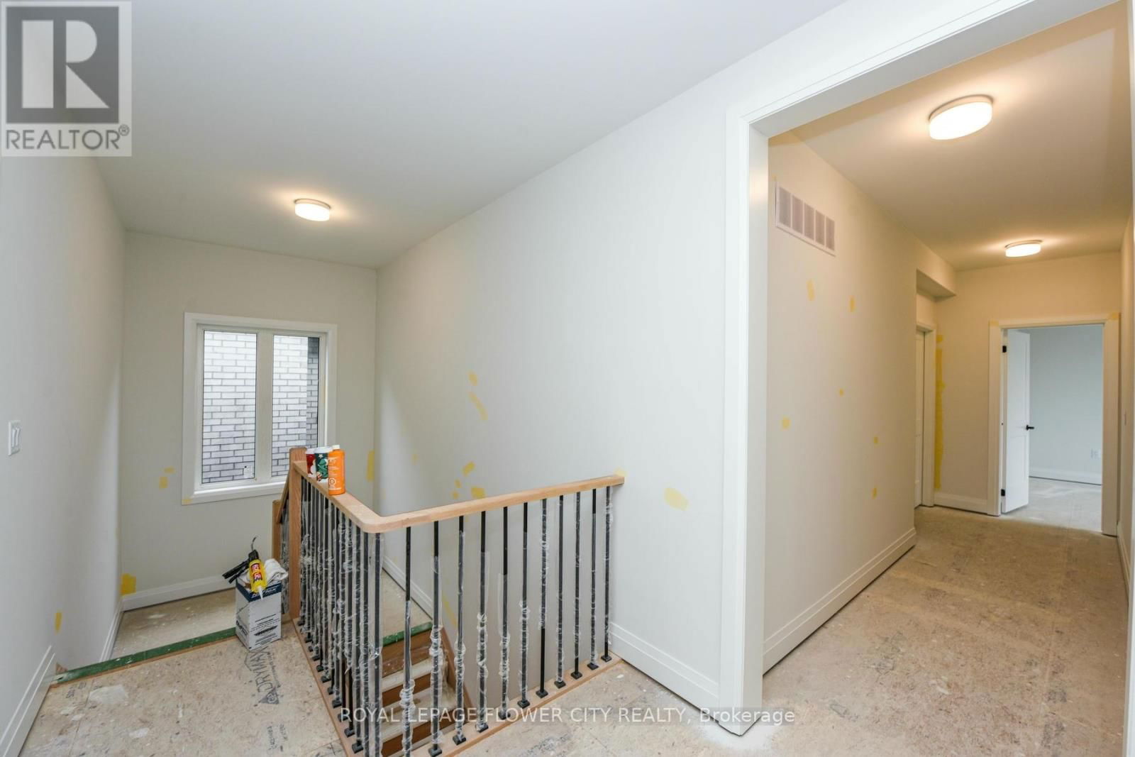 2 DOLOMITE DRIVE Image 17
