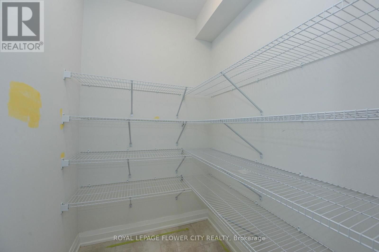 2 DOLOMITE DRIVE Image 28