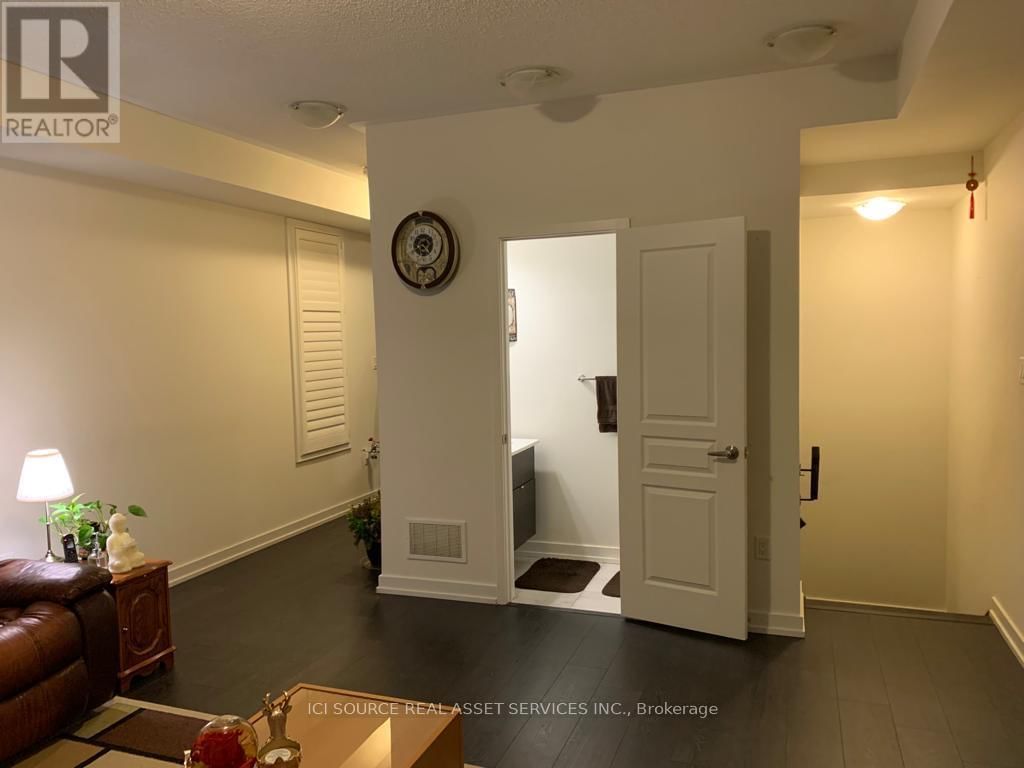 189 HUGUENOT ROAD Image 5