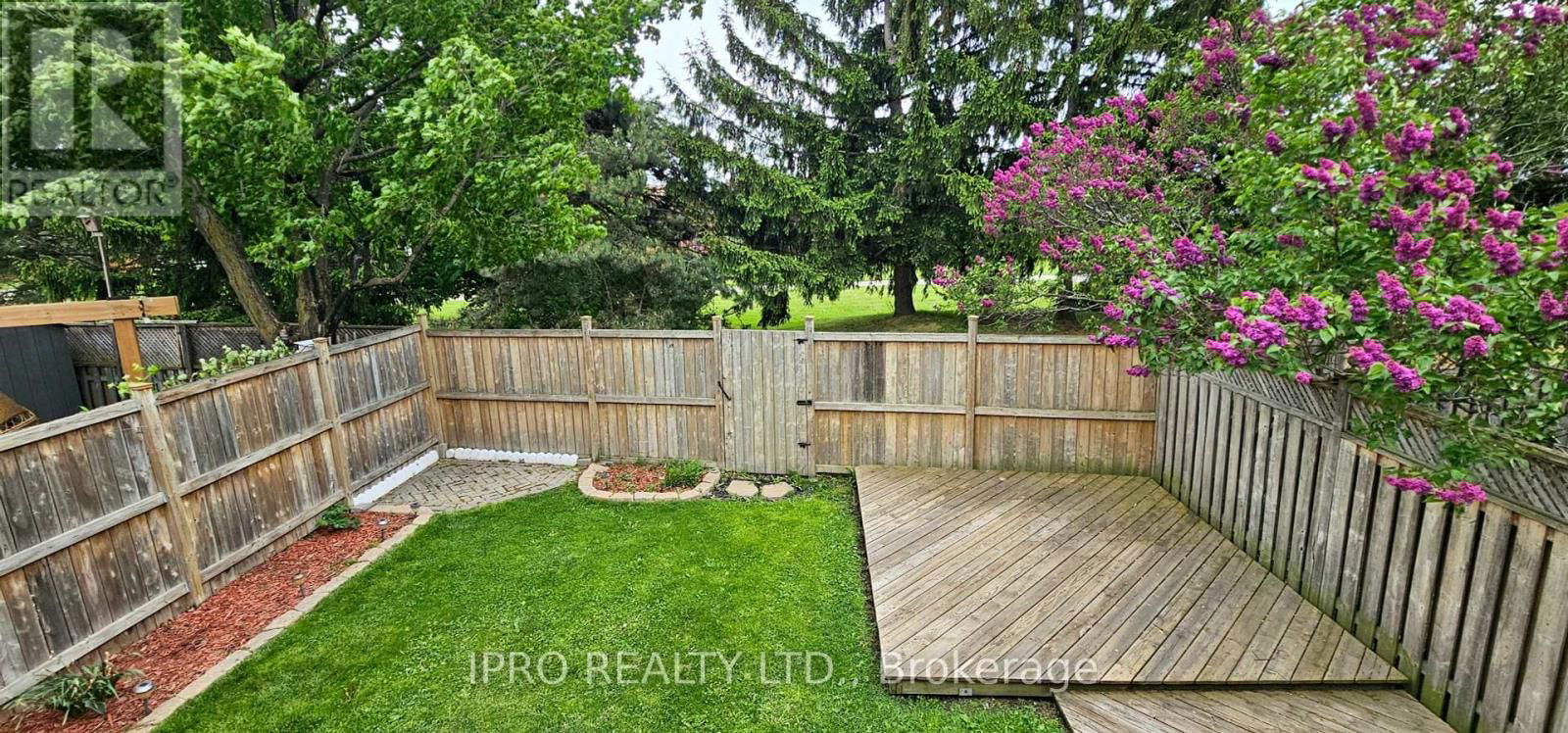 12 SIMMONS BOULEVARD Image 1