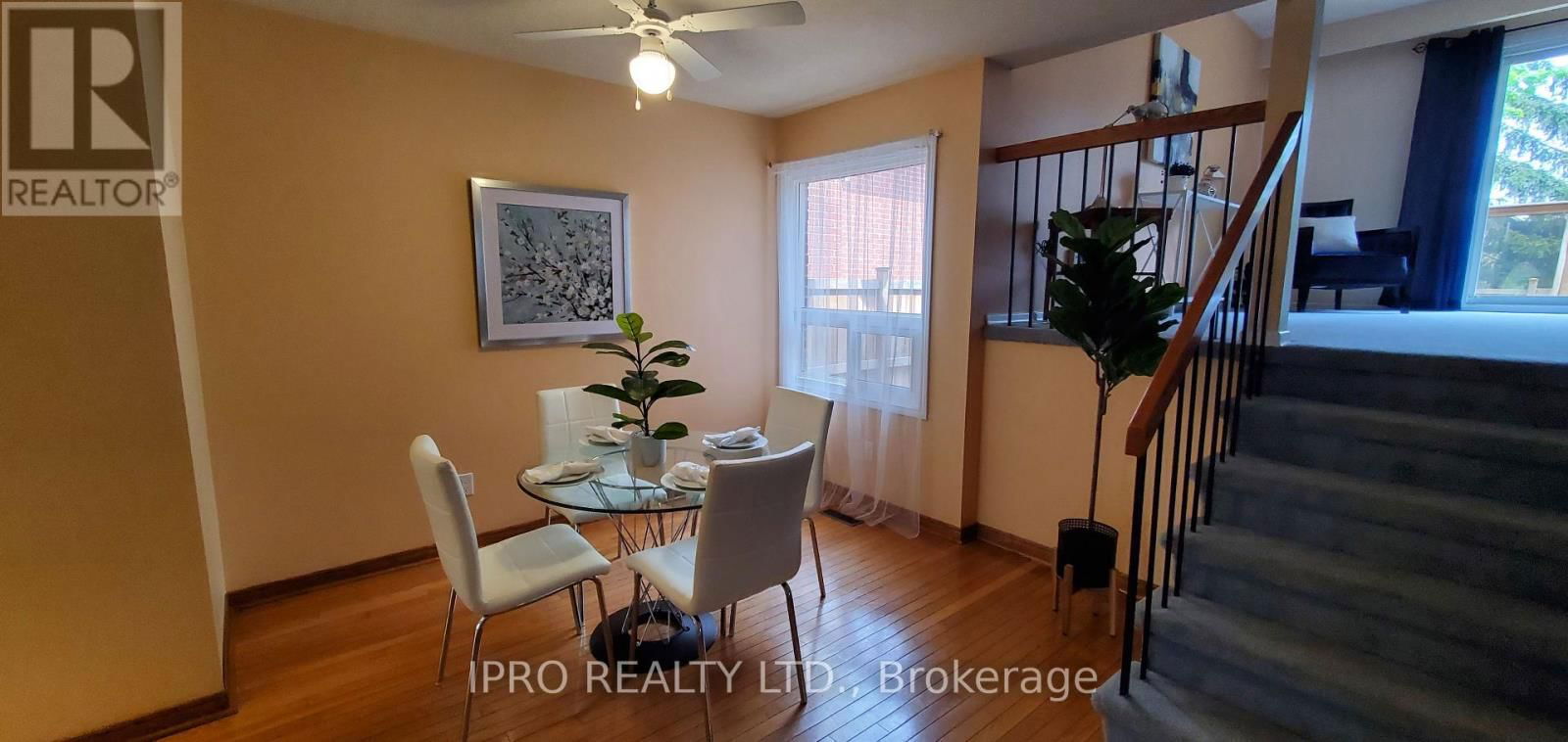 12 SIMMONS BOULEVARD Image 13