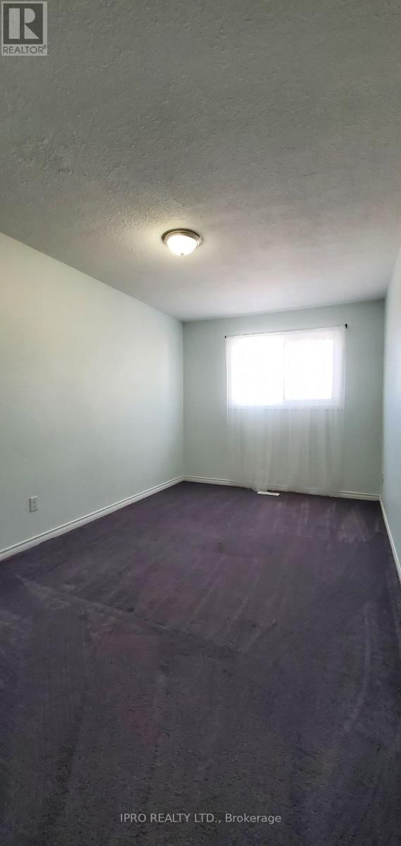 12 SIMMONS BOULEVARD Image 26