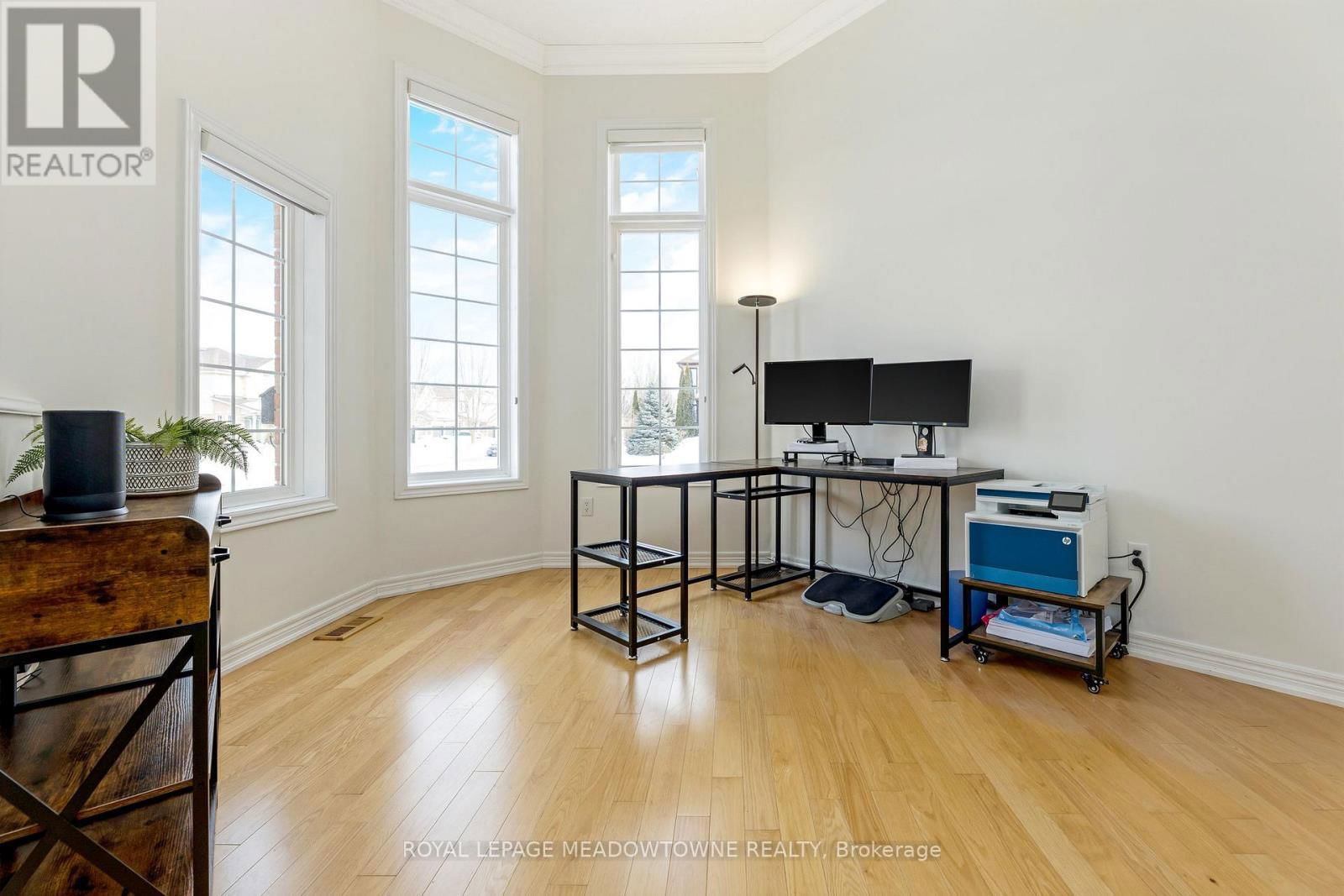 82 DIVISION STREET Image 14
