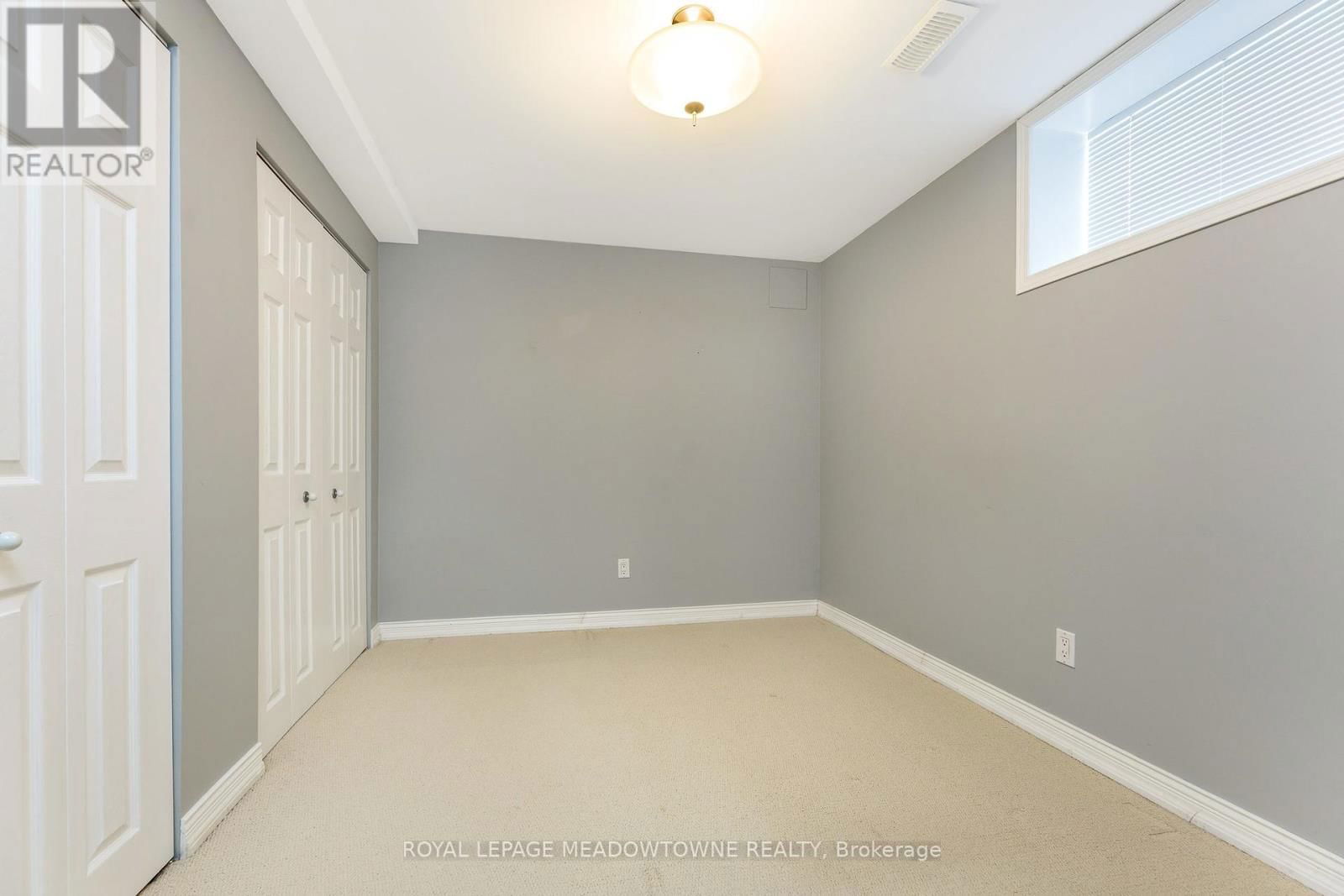 82 DIVISION STREET Image 33