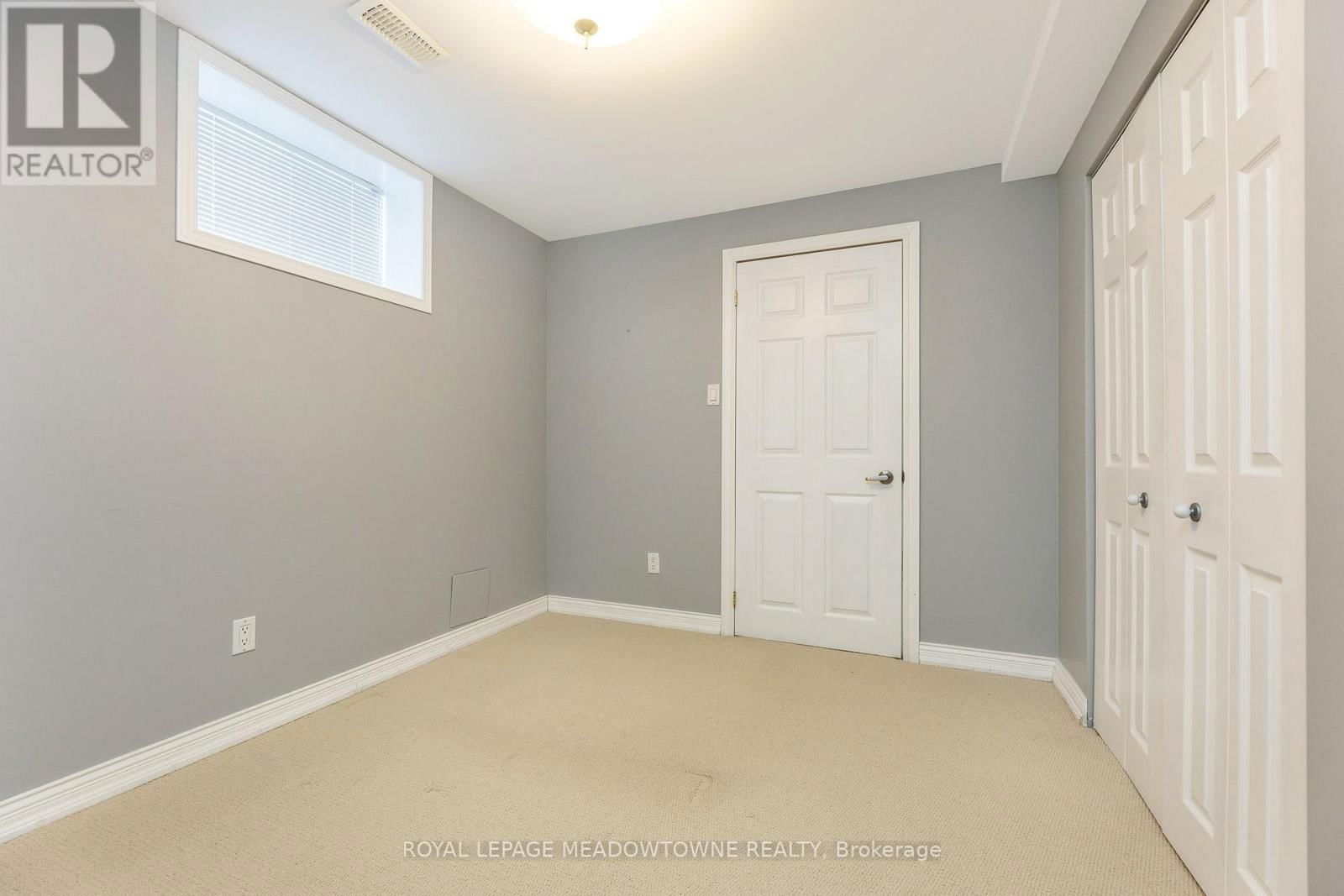 82 DIVISION STREET Image 34