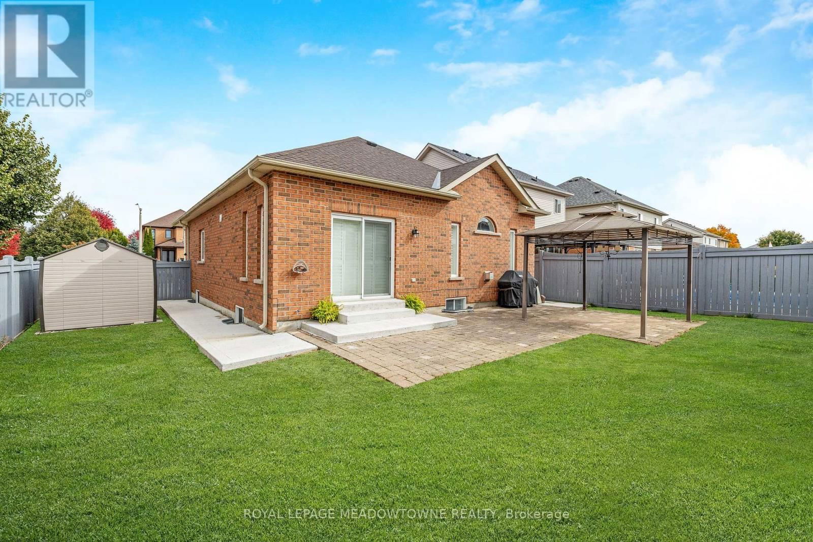 82 DIVISION STREET Image 42