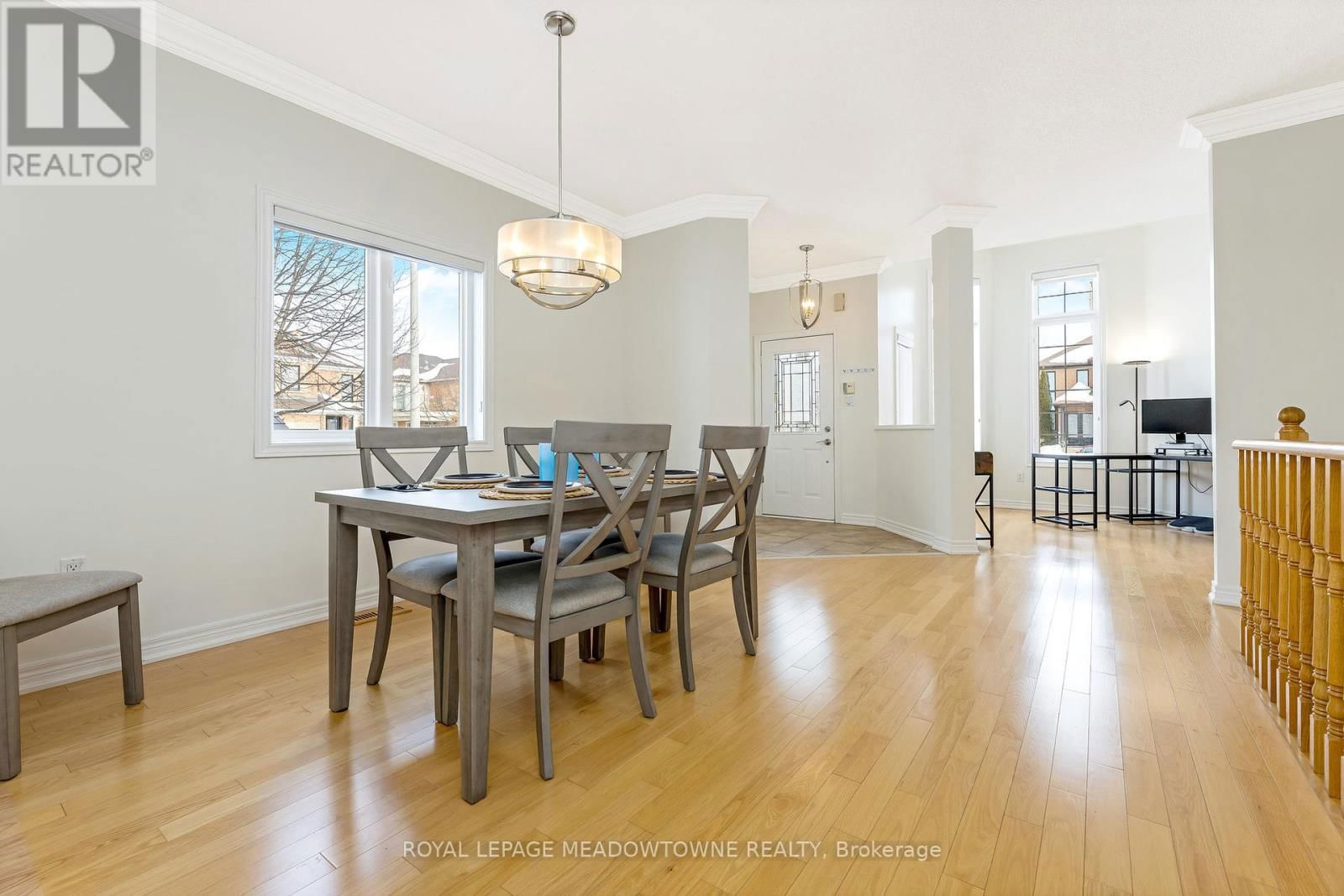 82 DIVISION STREET Image 7