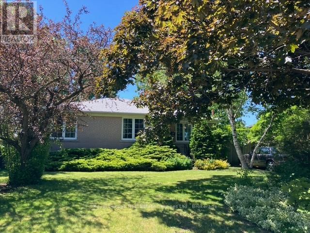 438 SANDMERE PLACE Image 1
