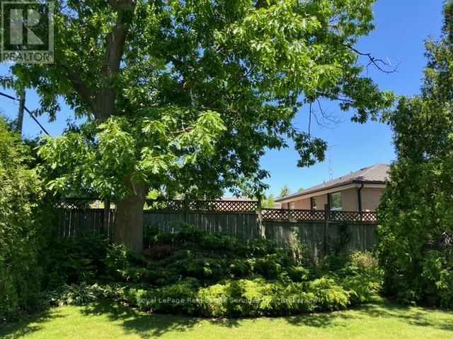 438 SANDMERE PLACE Image 5