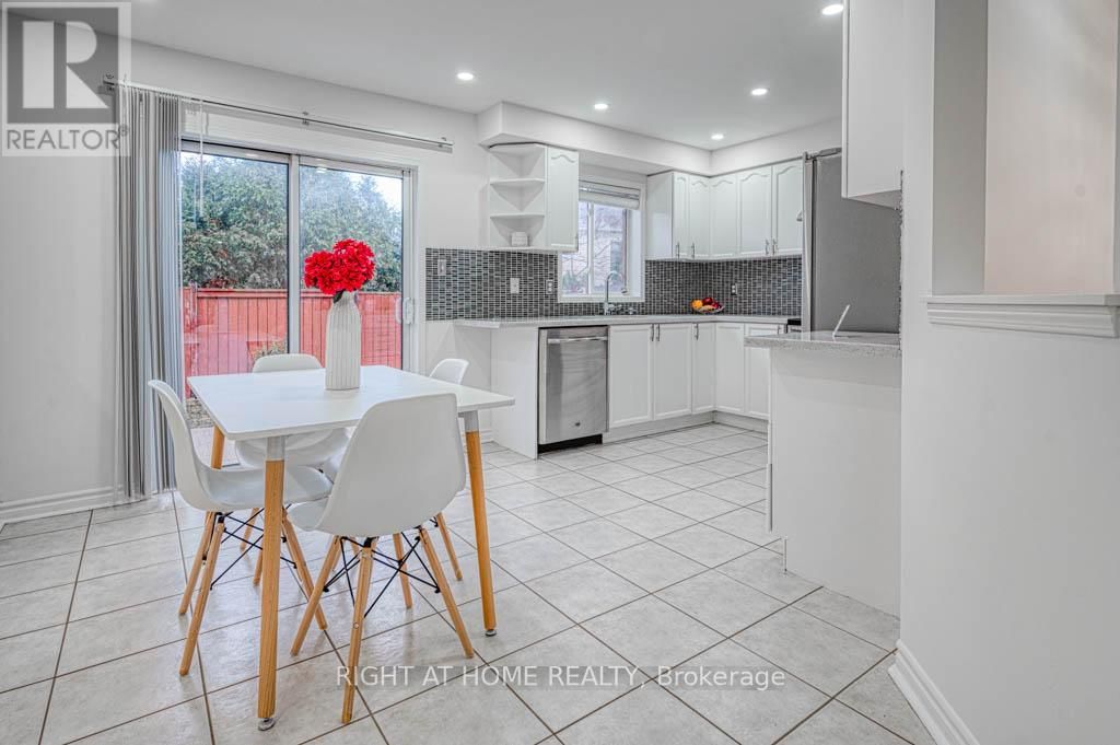 7 GABRIELLE DRIVE Image 10