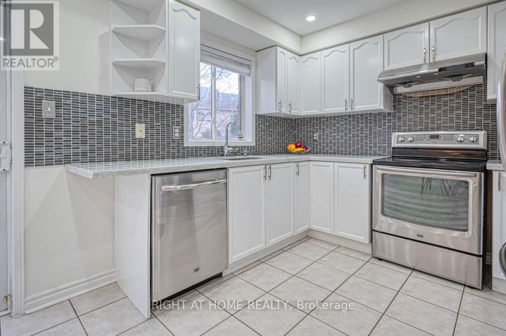 7 GABRIELLE DRIVE Image 13