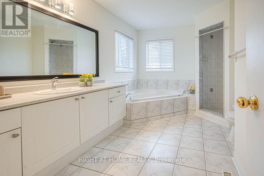 7 GABRIELLE DRIVE Image 18