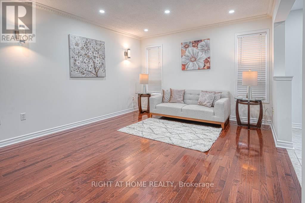 7 GABRIELLE DRIVE Image 9
