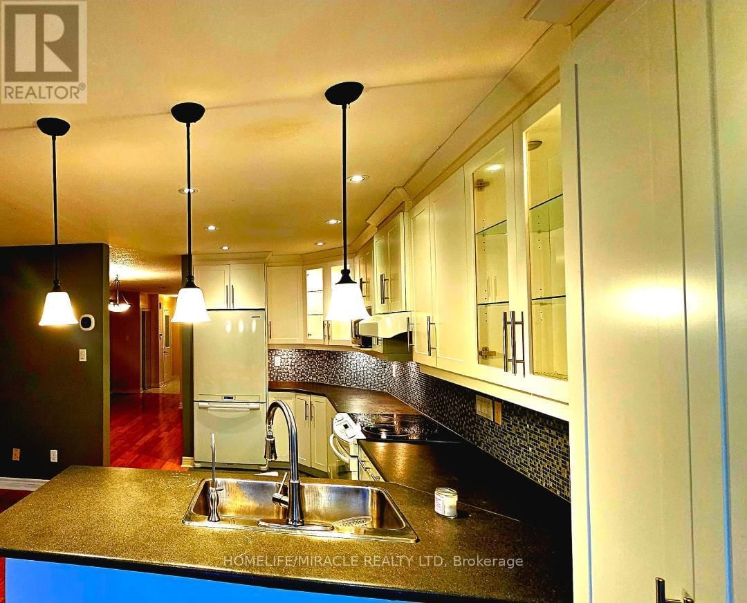 6971 LISANNE COURT Image 3