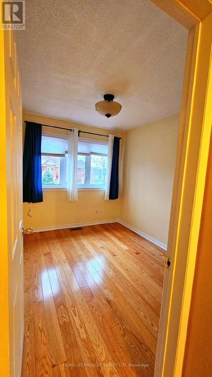6971 LISANNE COURT Image 6