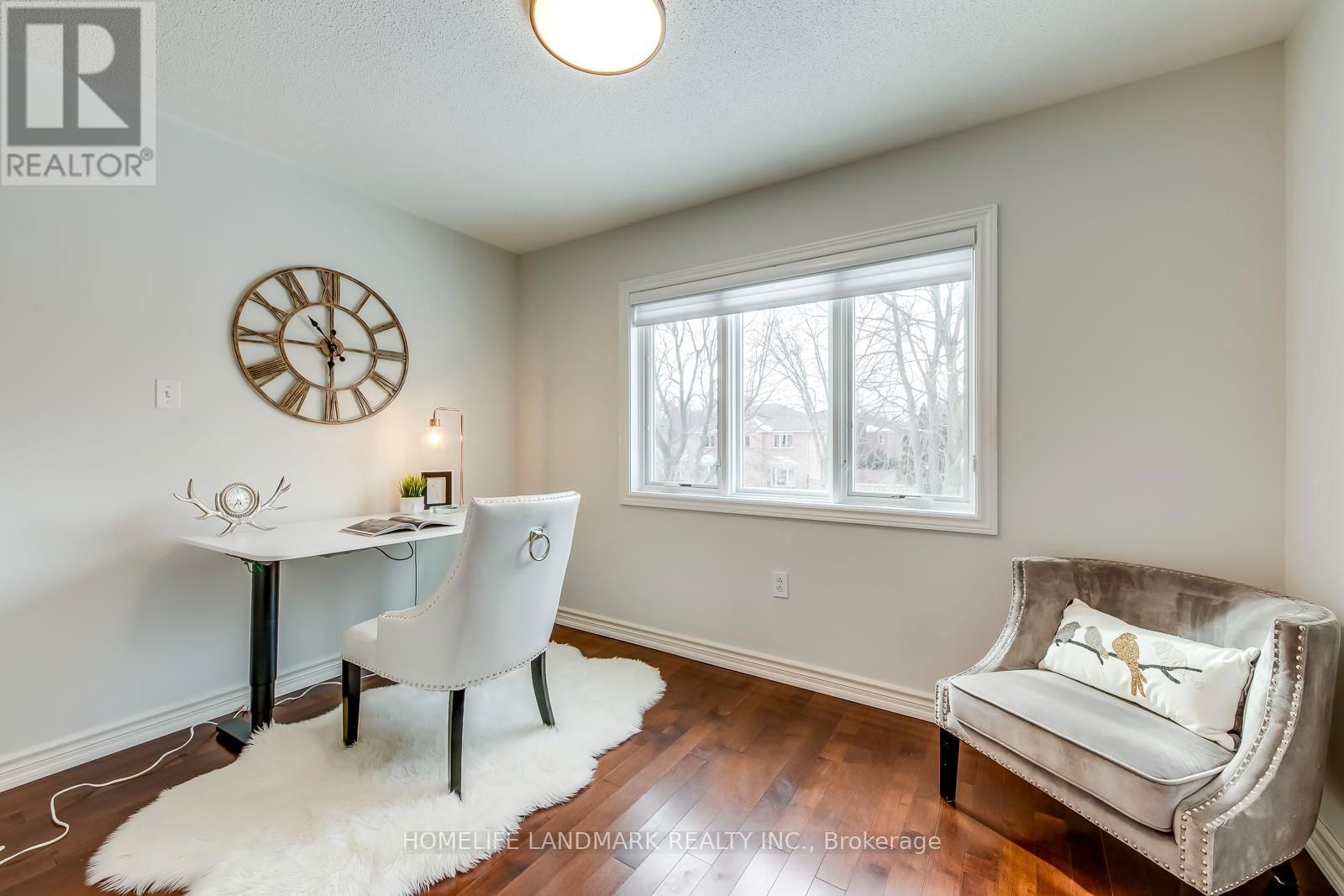 503 BLENHEIM CRESCENT Image 28