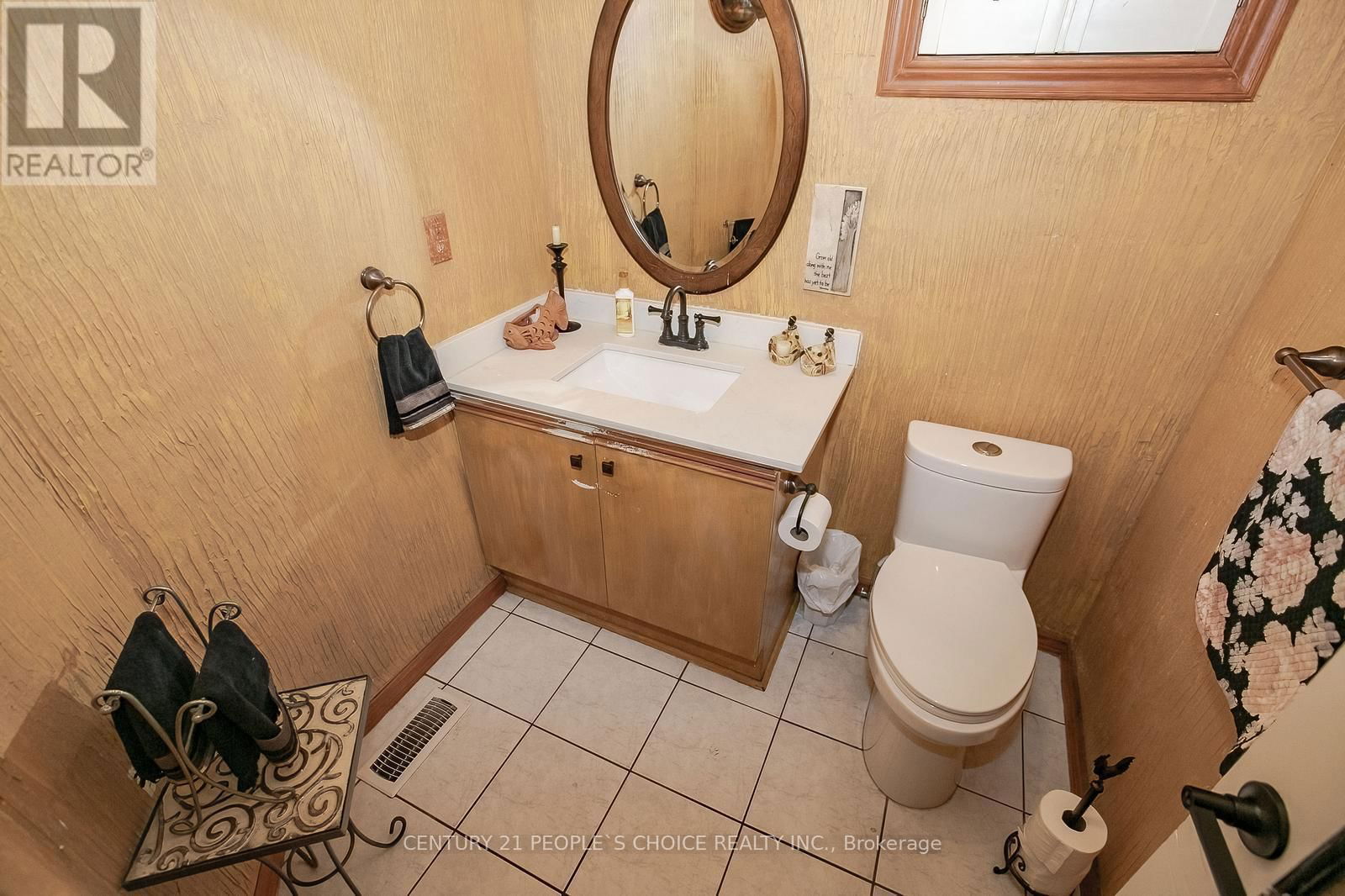 81 RAVENSCLIFFE COURT Image 18