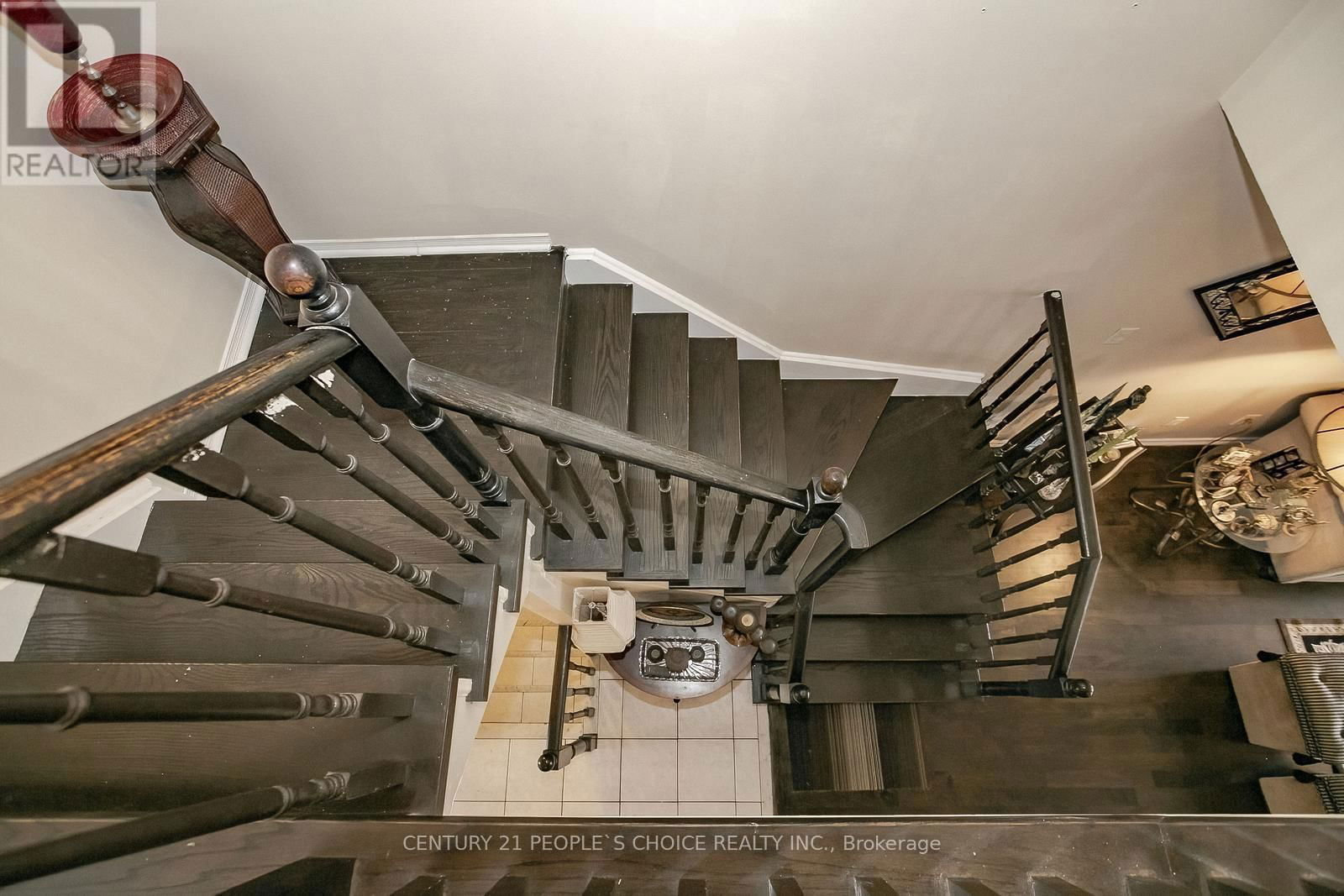 81 RAVENSCLIFFE COURT Image 21
