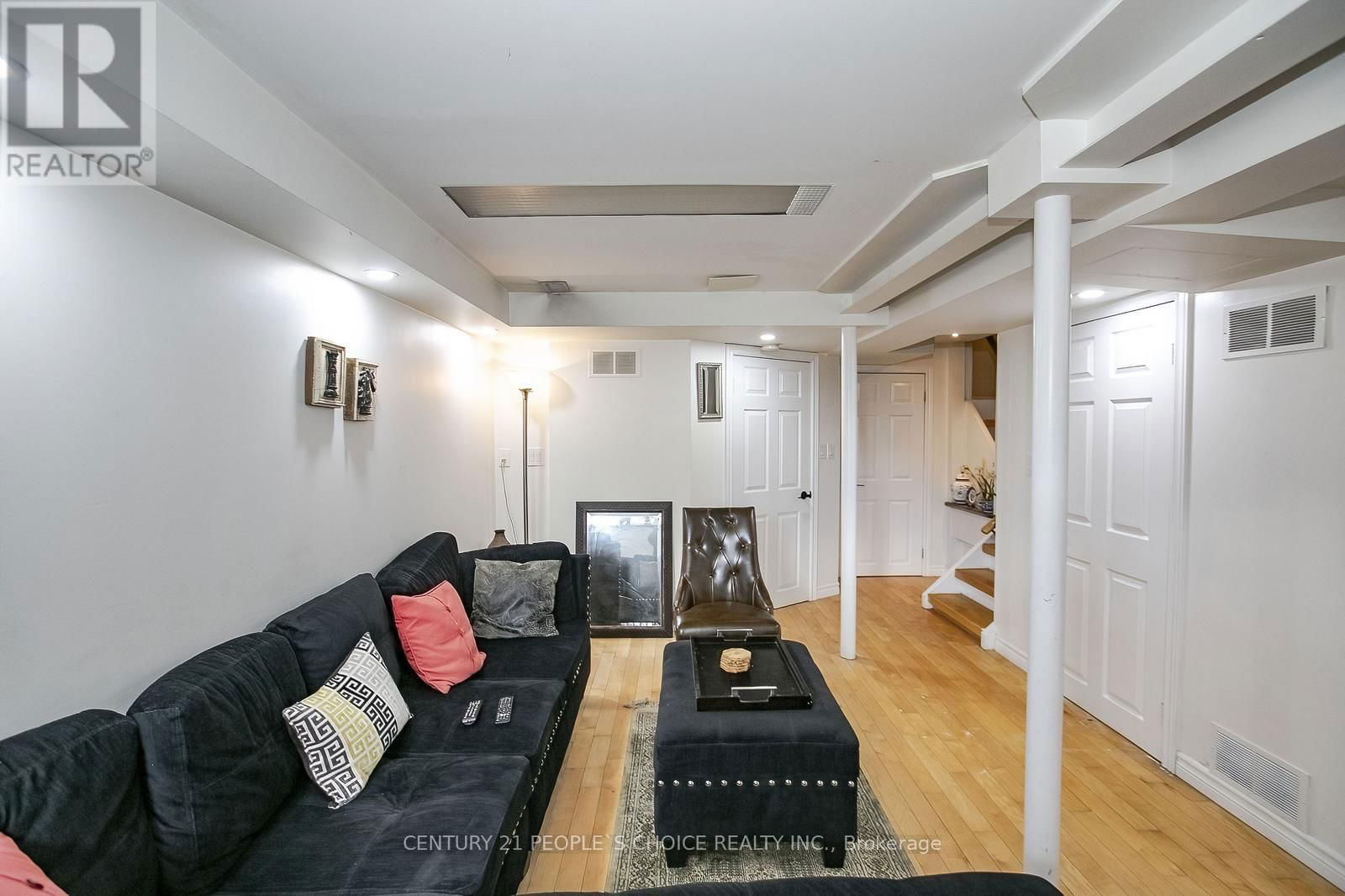 81 RAVENSCLIFFE COURT Image 41