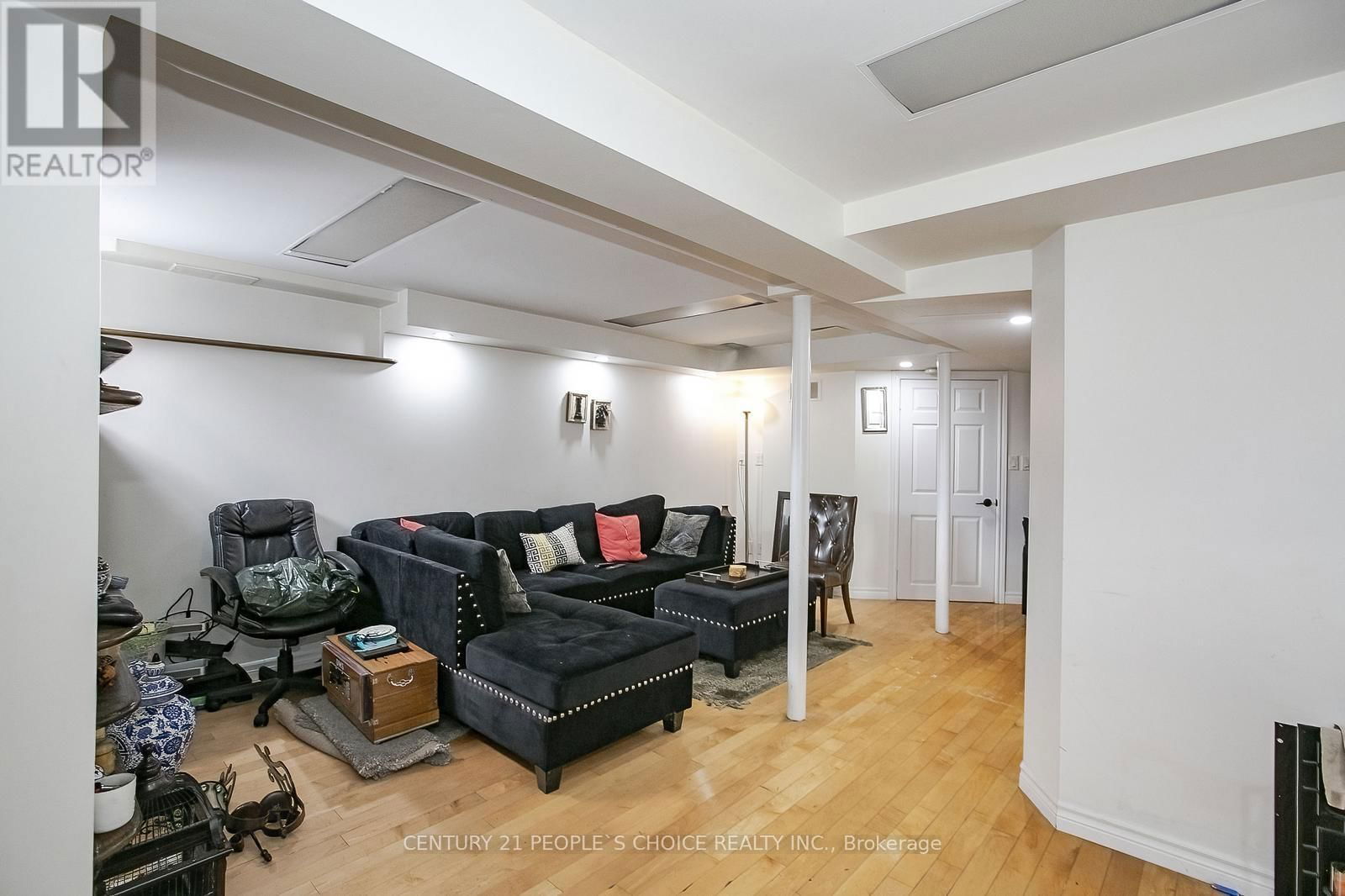 81 RAVENSCLIFFE COURT Image 43