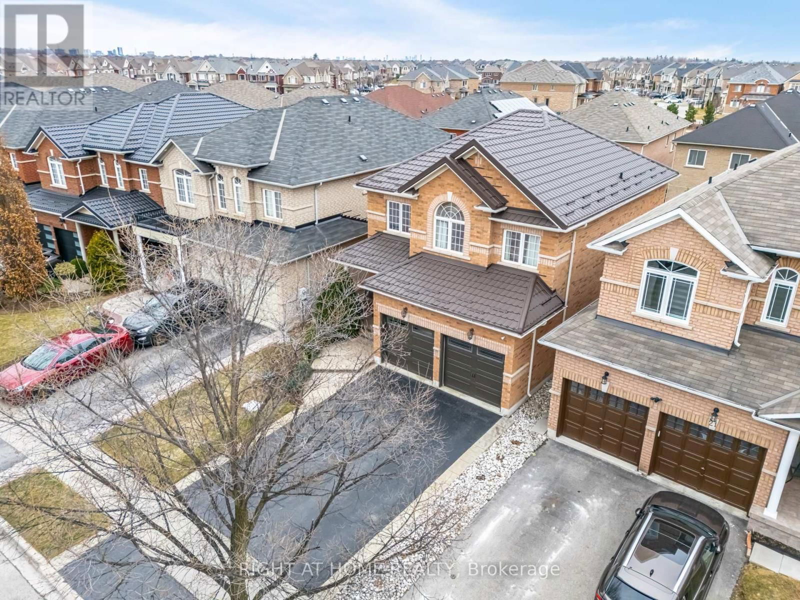 19 ALICE SPRINGS CRESCENT Image 2