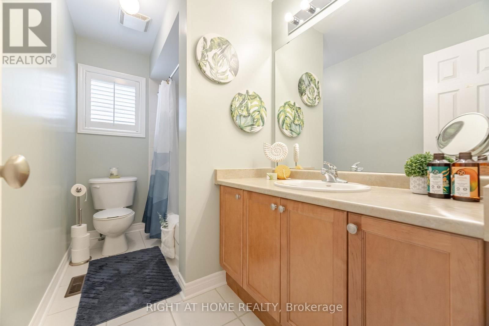 19 ALICE SPRINGS CRESCENT Image 24